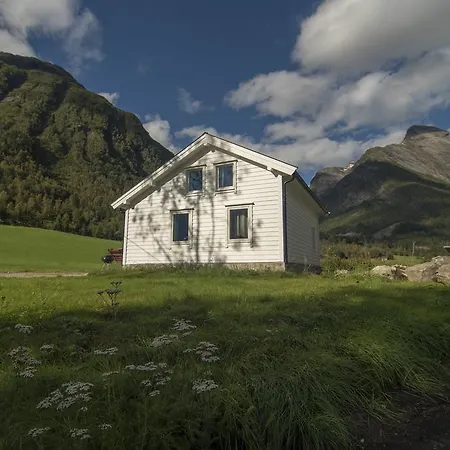 Feriehus Hansali *